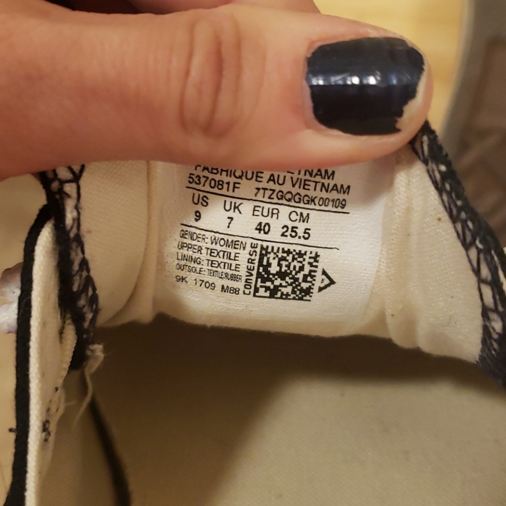 Converse Shoes - image 3